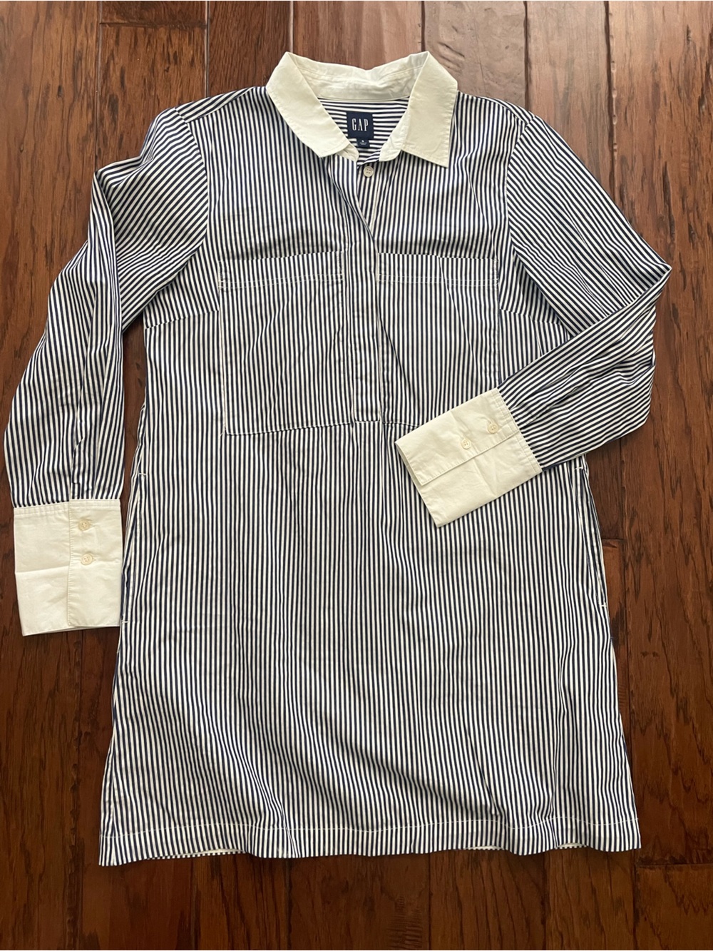 GAP Women’s Pinstripe Long Sleeve Dress
